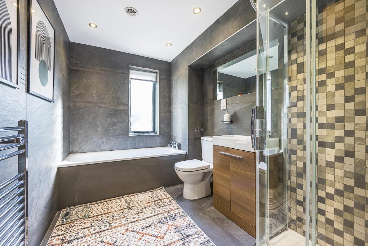 The Rainbow Hotel London Bagian luar foto
